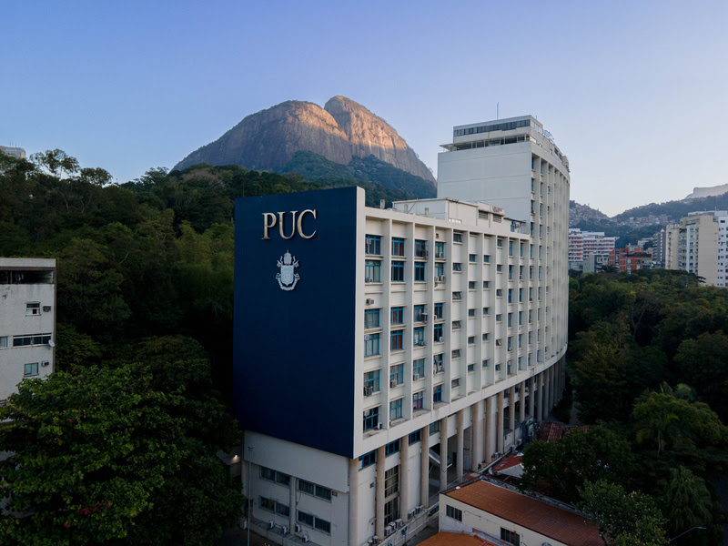 PUC-Rio lança o programa de bolsas Mais 50 para o segundo semestre letivo