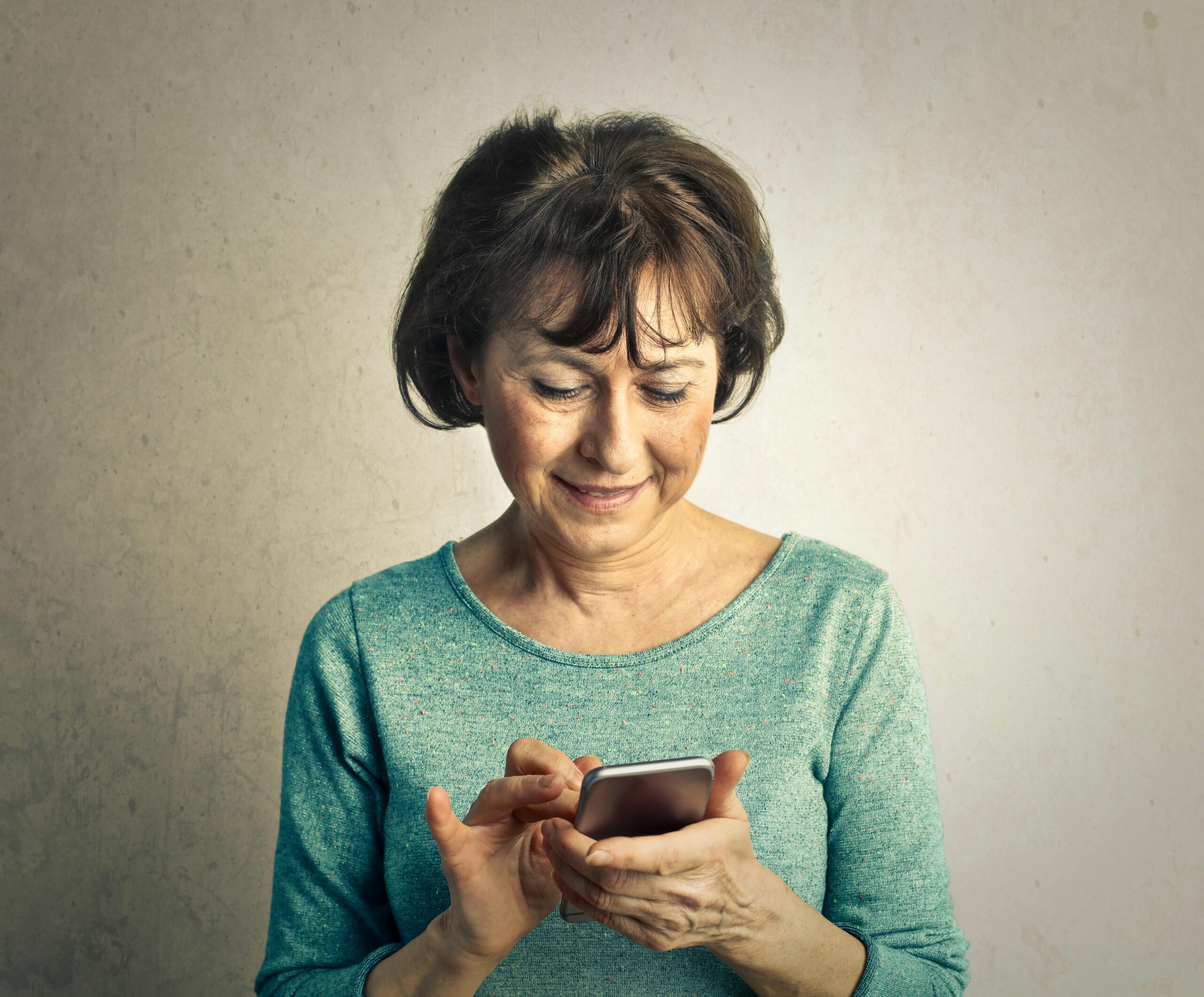 Envelhecimento digital: tecnologia promove inclusão e bem-estar entre os 60+